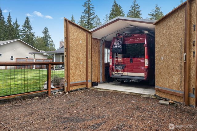831 E Saint Andrews Drive, Shelton, WA 98584
