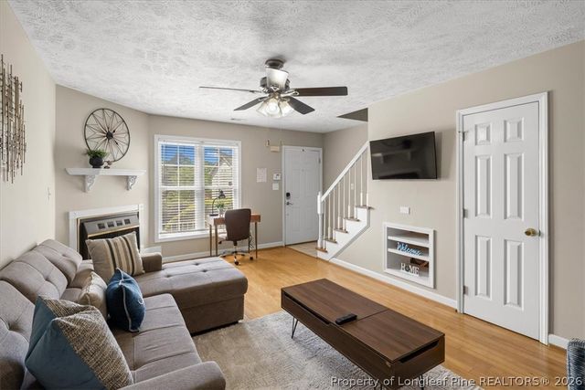 421 Cityview Lane, Fayetteville, NC 28301