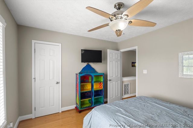 421 Cityview Lane, Fayetteville, NC 28301