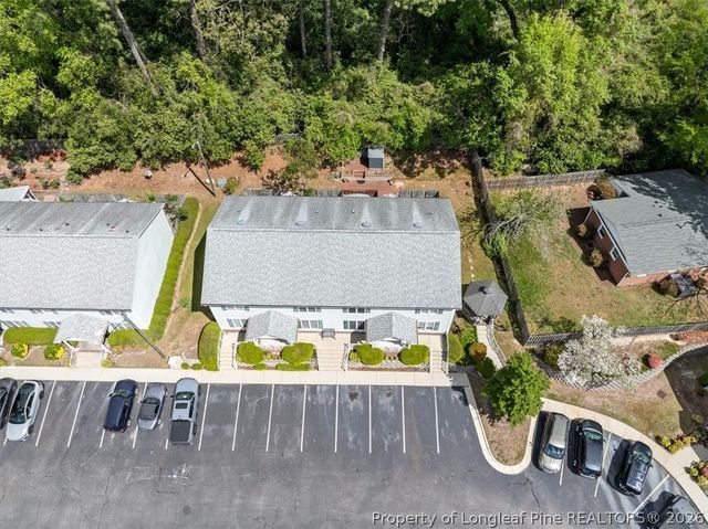 421 Cityview Lane, Fayetteville, NC 28301