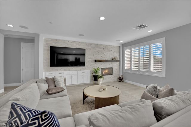 10384 Shropshire Street, Las Vegas, NV 89178