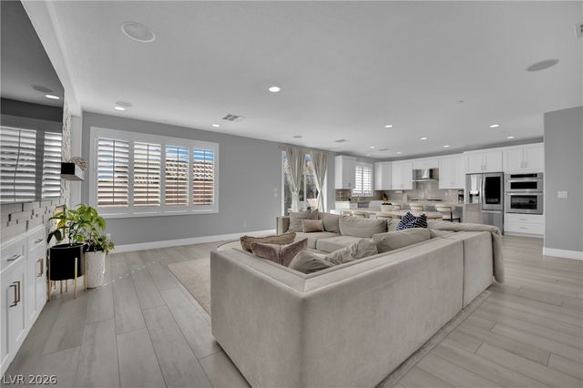 10384 Shropshire Street, Las Vegas, NV 89178