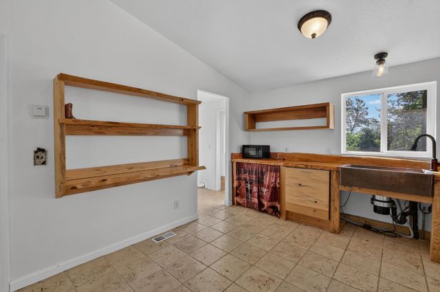 14319 Oregon Peak Rd, Dobbins, CA 95935