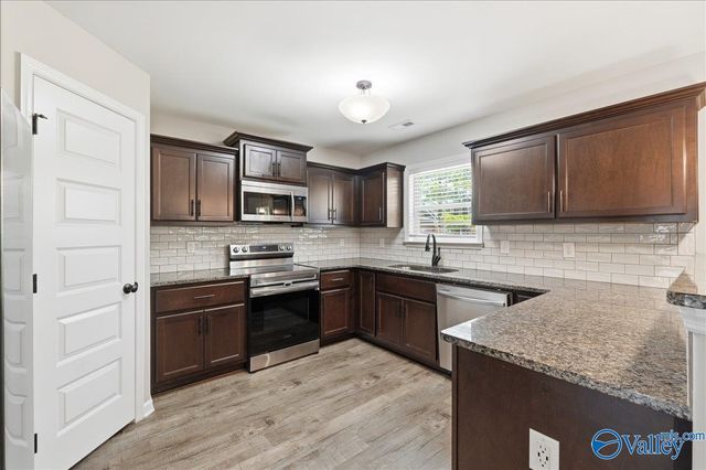 119 Wyatt Circle, Owens Cross Roads, AL 35763