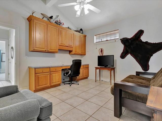 2606 Woodstock Drive, Lufkin, TX 75904