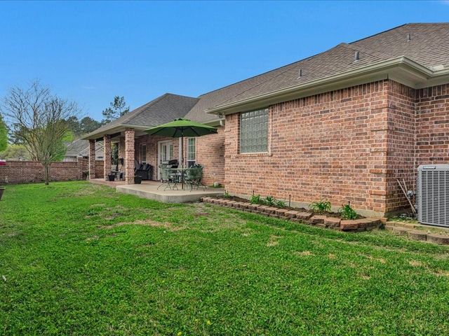 2606 Woodstock Drive, Lufkin, TX 75904
