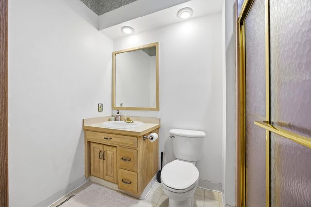 2826 28th Avenue S, Fargo, ND 58103