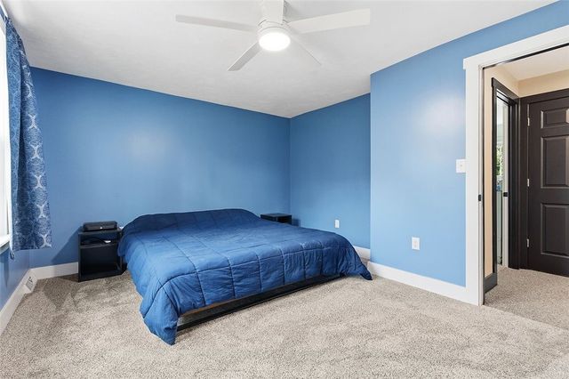 212 Parkfield St, Carrick, PA 15210