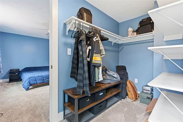 212 Parkfield St, Carrick, PA 15210