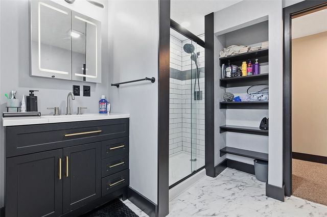 212 Parkfield St, Carrick, PA 15210