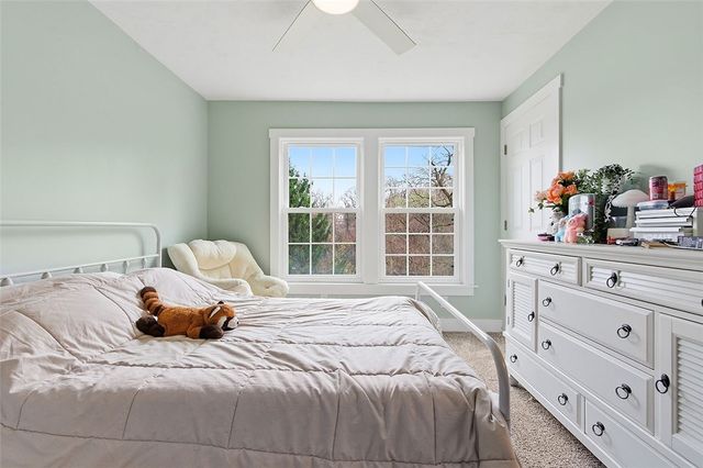 212 Parkfield St, Carrick, PA 15210