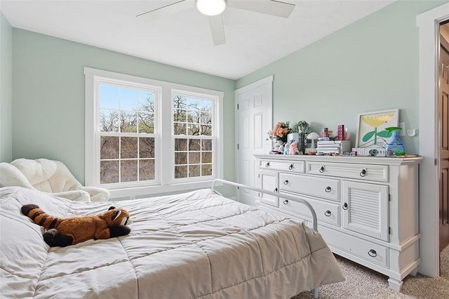 212 Parkfield St, Carrick, PA 15210