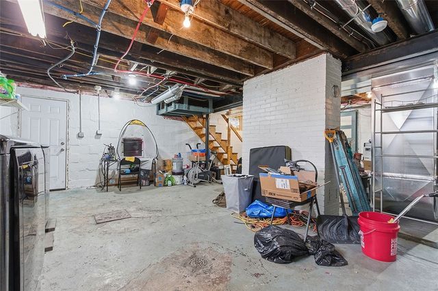 212 Parkfield St, Carrick, PA 15210