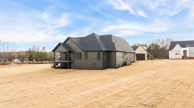 741 New South Court, Wellford, SC 29385