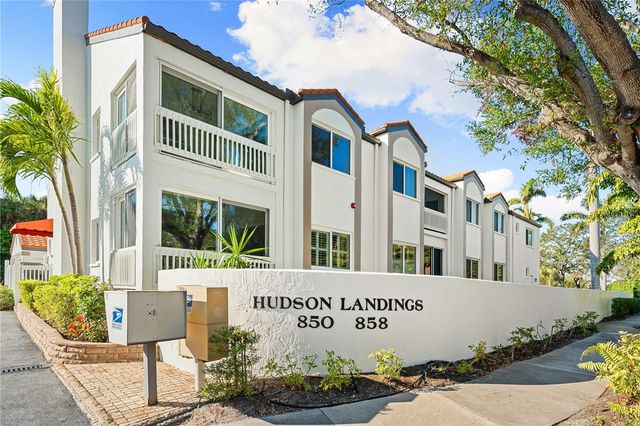 870 HUDSON AVENUE 870, Sarasota, FL 34236