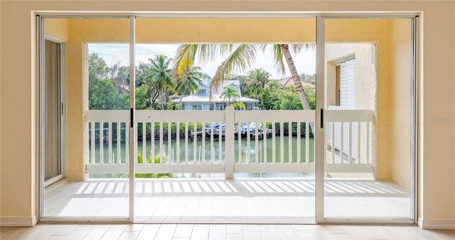 870 HUDSON AVENUE 870, Sarasota, FL 34236