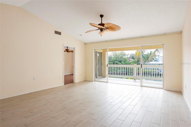 870 HUDSON AVENUE 870, Sarasota, FL 34236