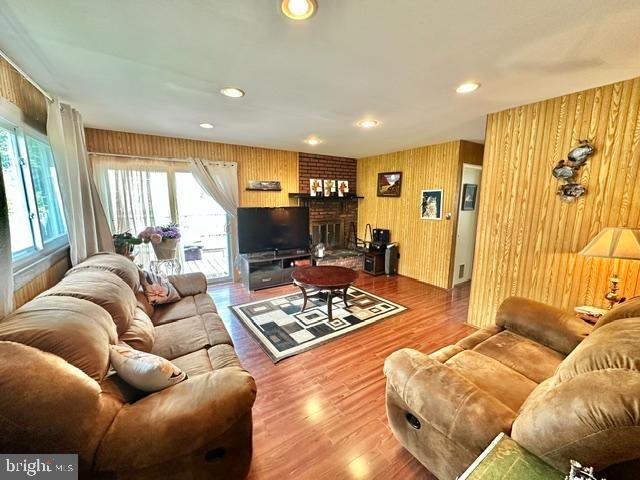 227 OLD STAGE RD, Spotswood, NJ 08884