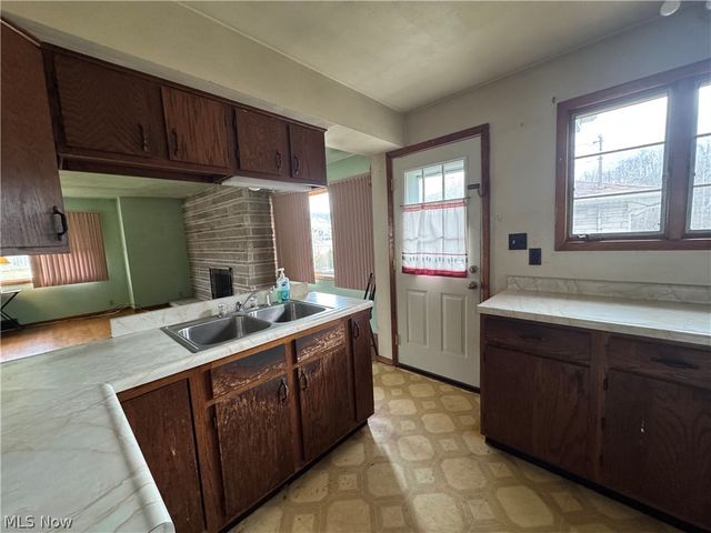 55400 Wabash Street, Bridgeport, OH 43912