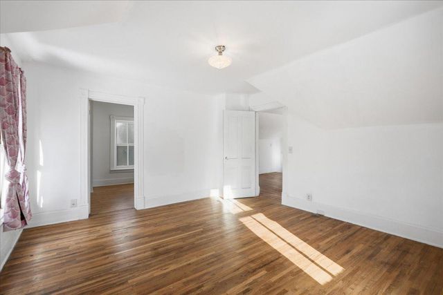 322 N 5th Street N, Hudson, WI 54016