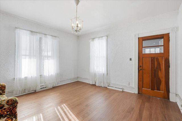 322 N 5th Street N, Hudson, WI 54016