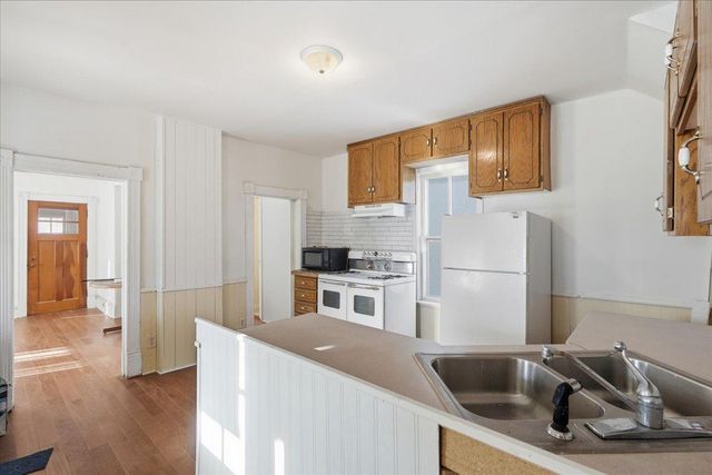 322 N 5th Street N, Hudson, WI 54016