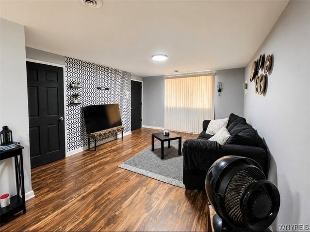 71 Ashley Street, Buffalo, NY 14212