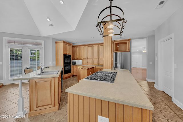 5634 Chelon Avenue, Wilmington, NC 28409