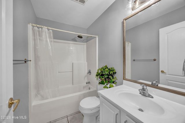 5634 Chelon Avenue, Wilmington, NC 28409