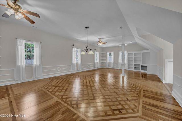 5634 Chelon Avenue, Wilmington, NC 28409