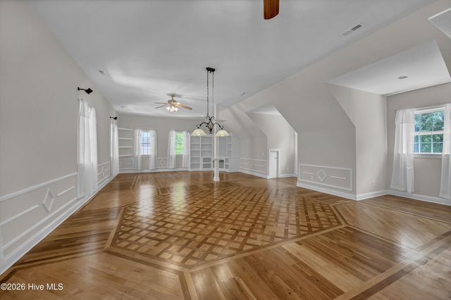 5634 Chelon Avenue, Wilmington, NC 28409