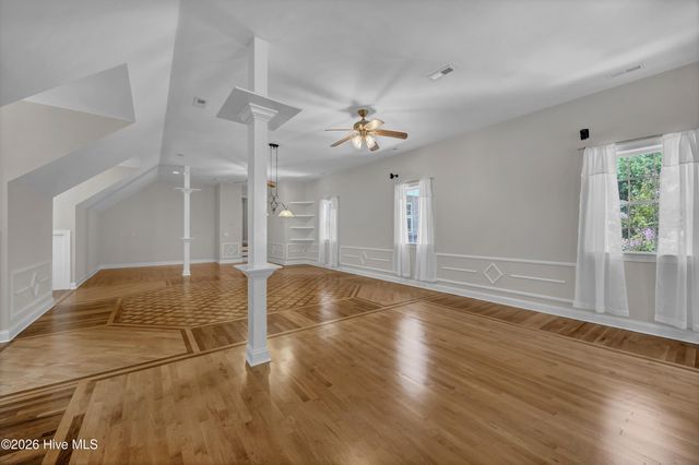 5634 Chelon Avenue, Wilmington, NC 28409
