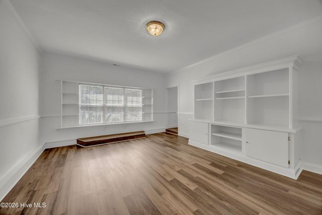 5634 Chelon Avenue, Wilmington, NC 28409