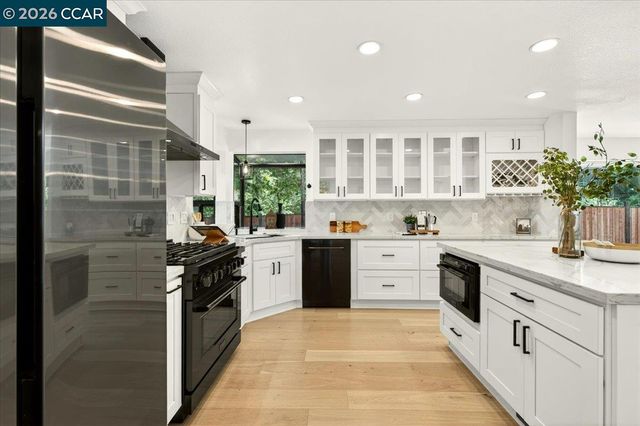 281 Stone Valley Way, Alamo, CA 94507