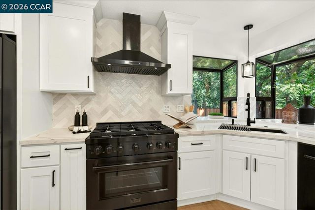 281 Stone Valley Way, Alamo, CA 94507