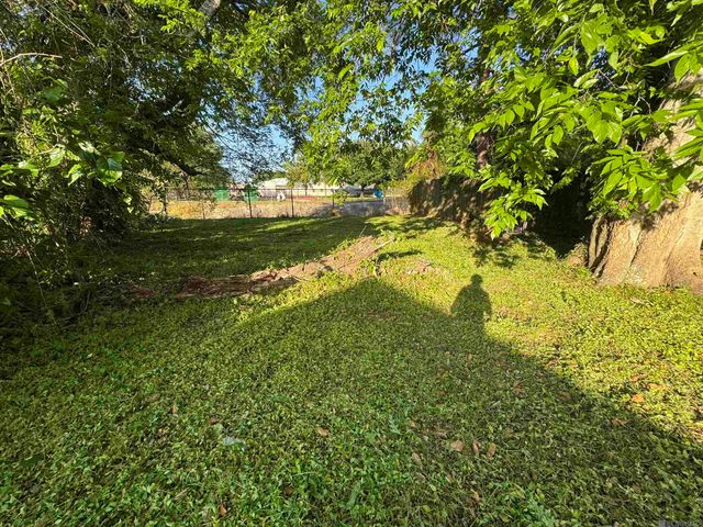 8764 Thelma St, Baton Rouge, LA 70807