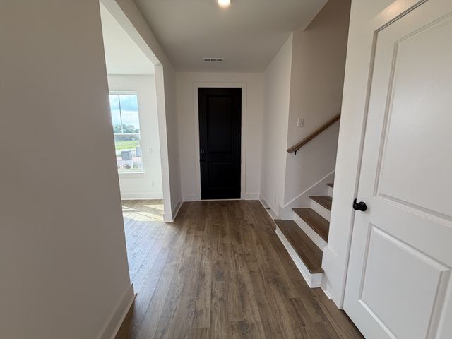 1417 Charles Dr, Chapel Hill, TN 37034