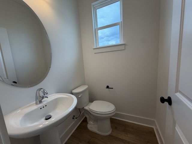 1417 Charles Dr, Chapel Hill, TN 37034