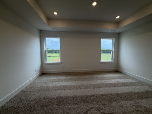 1417 Charles Dr, Chapel Hill, TN 37034