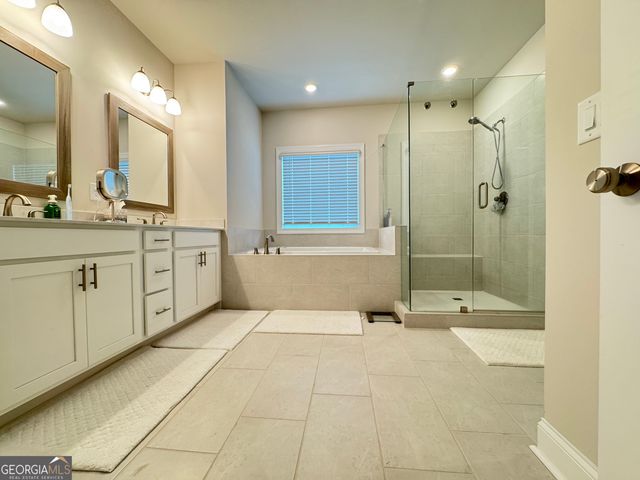 637 Skytop Drive, Cumming, GA 30040