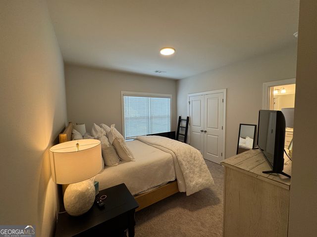 637 Skytop Drive, Cumming, GA 30040