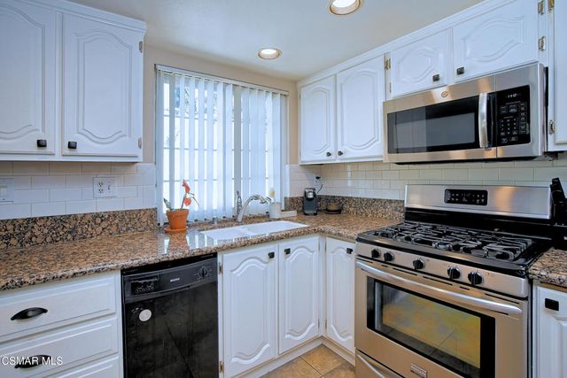 851 Sheffield Place, Thousand Oaks, CA 91360
