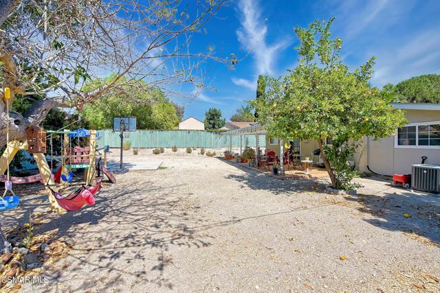 851 Sheffield Place, Thousand Oaks, CA 91360