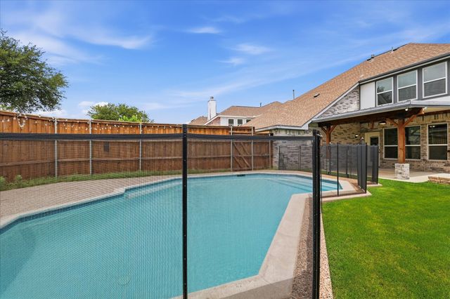 4545 Ridgepointe Drive, The Colony, TX 75056