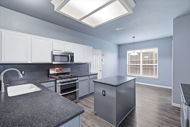 4545 Ridgepointe Drive, The Colony, TX 75056