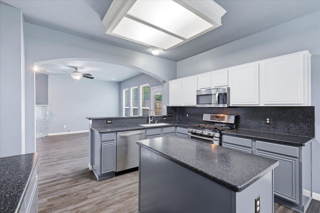 4545 Ridgepointe Drive, The Colony, TX 75056
