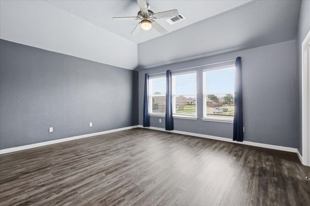 4545 Ridgepointe Drive, The Colony, TX 75056