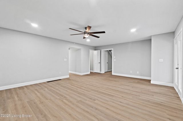 101 Harry Rucker Rd, Bardstown, KY 40004