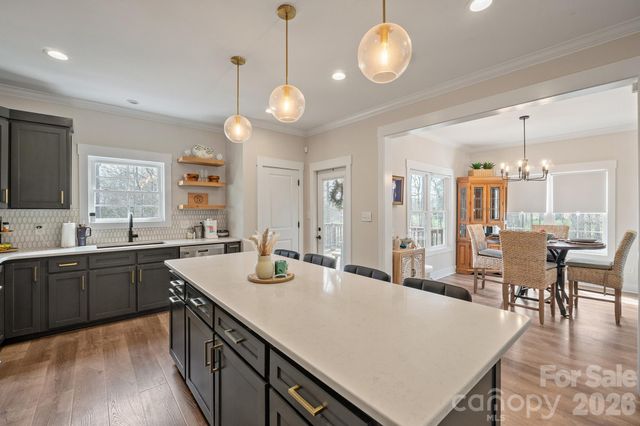 160 Mullis Road, Harmony, NC 28634