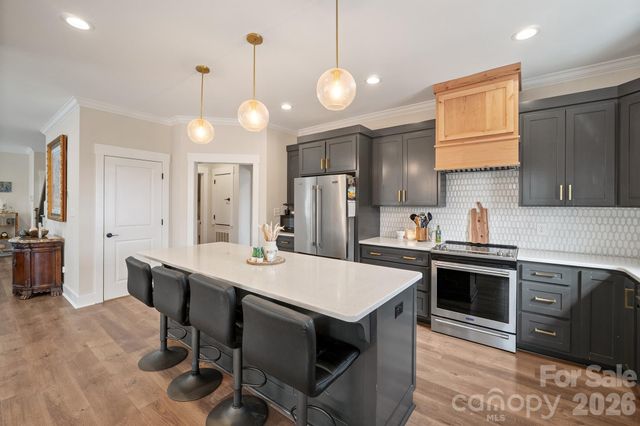 160 Mullis Road, Harmony, NC 28634